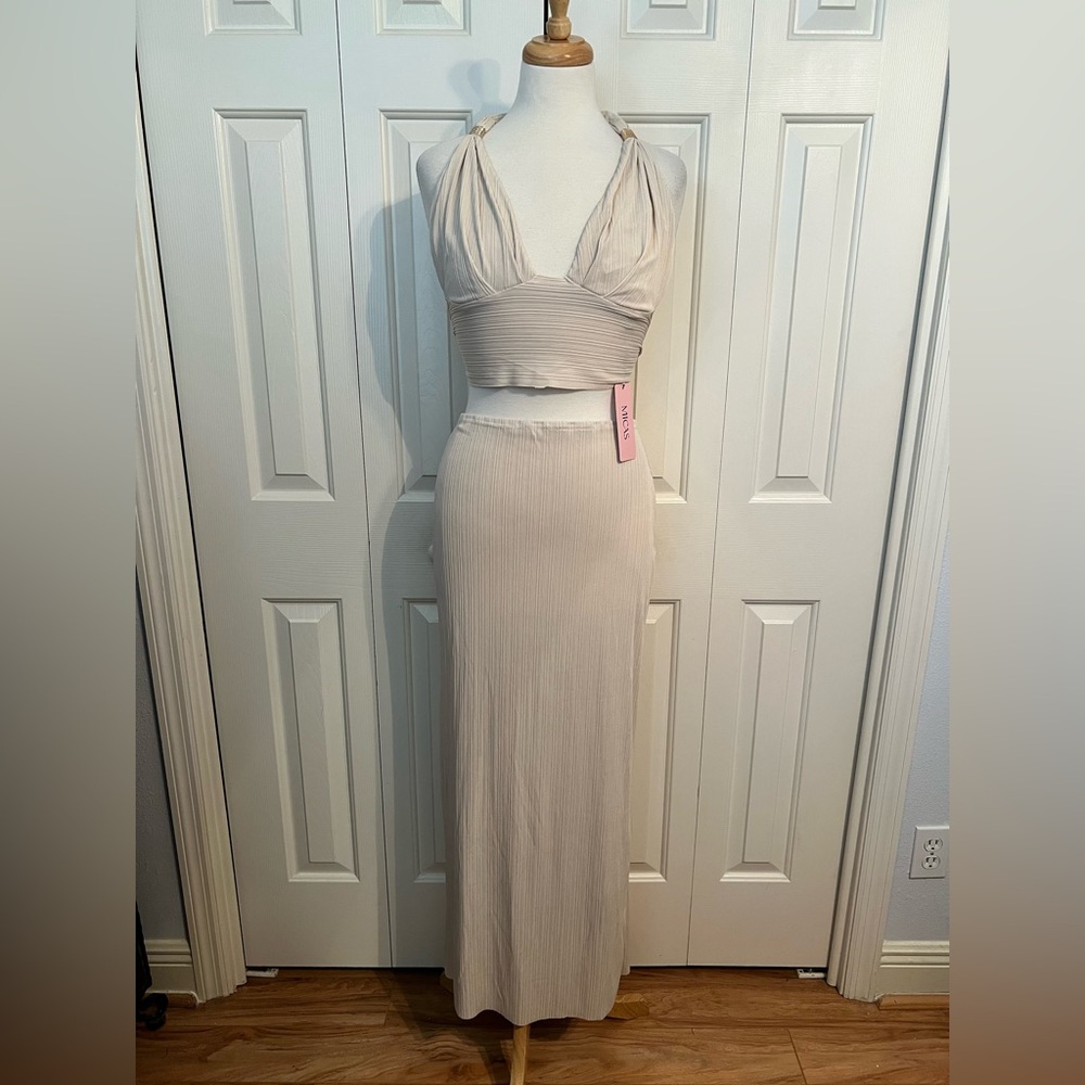 NWT Mica’s two piece skirt set Size Large - Picture 5 of 9